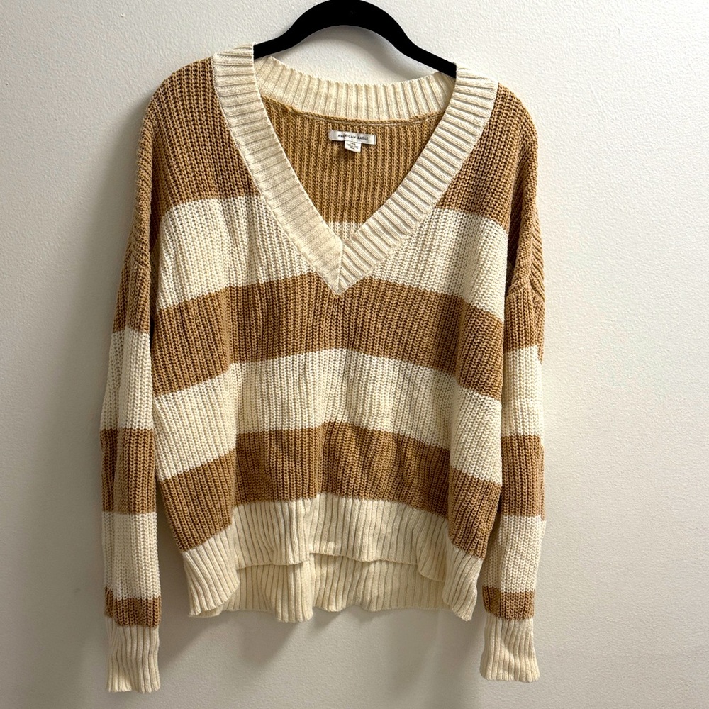American Eagle Outfitters V-Neck Sweater - Cream and Tan
